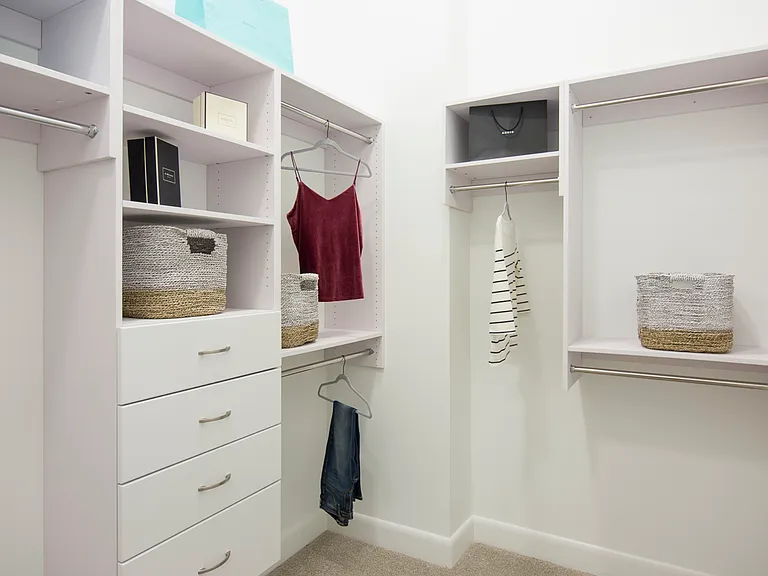 Custom Tailored Walk-In Closets