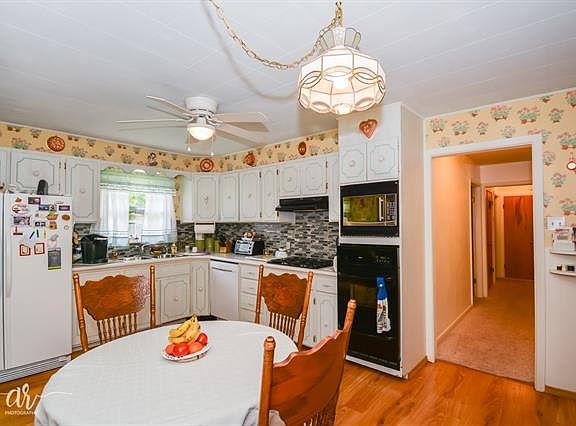5th image of 509 S La Salle Dr