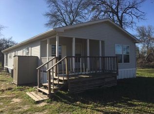 275 County Road 1220, Fairfield, TX 75840