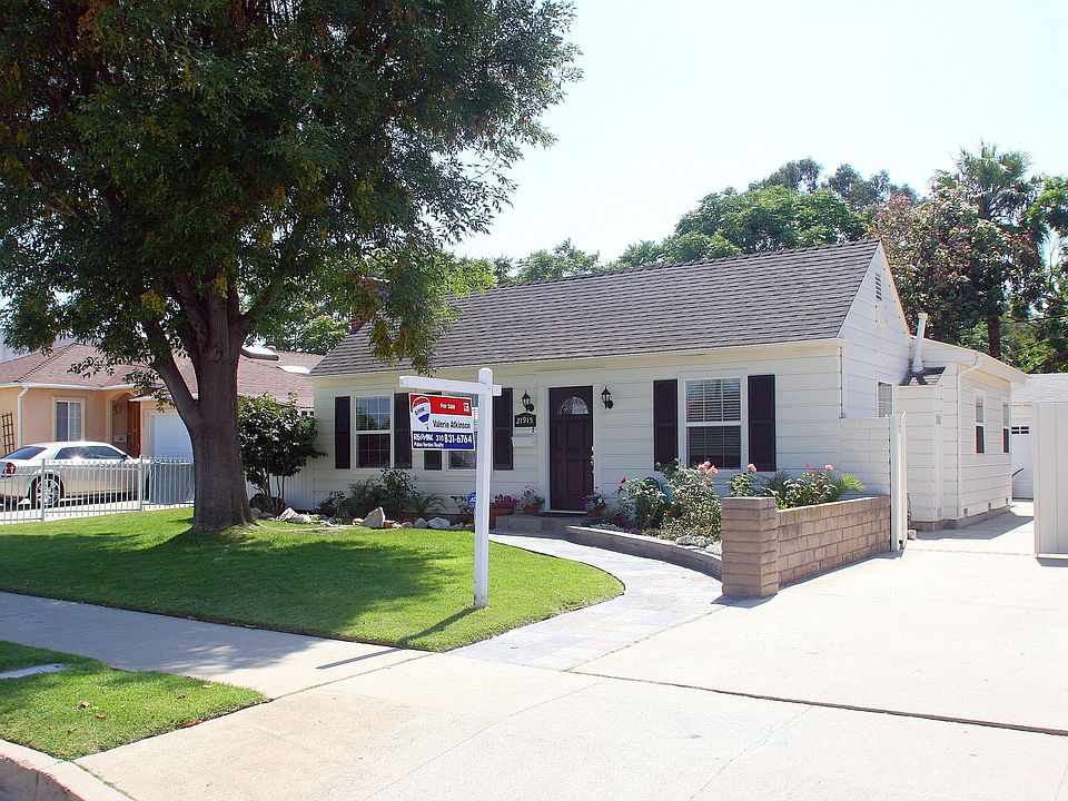 1st image of 21915 Denker Ave