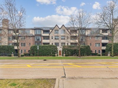 1600 Green Bay Rd APT 103, Highland Park, IL, 60035