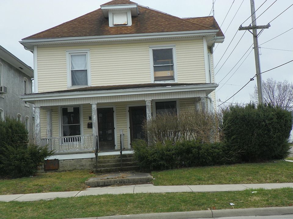 1st image of 101 E Benton St