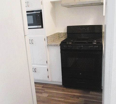 5th image of 3344 Richland Dr #6