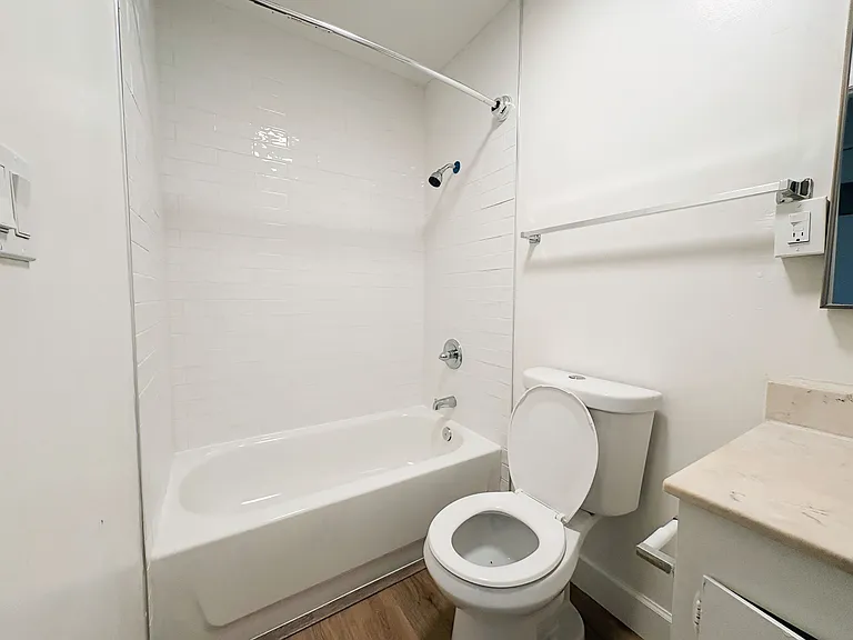 15565 Tracy St #5 — Photo 11