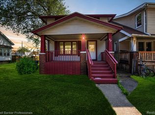 37 W Charlotte St, Ecorse, MI 48229