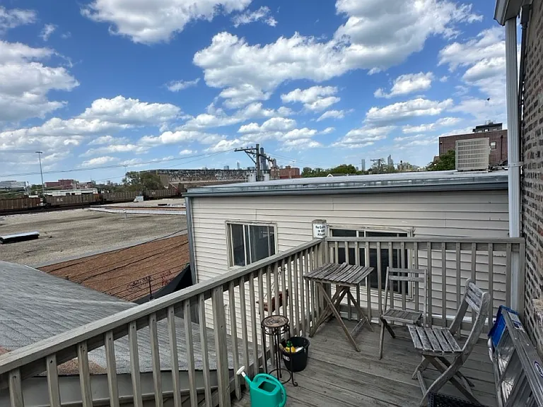 1830 W 17th St — Photo 10