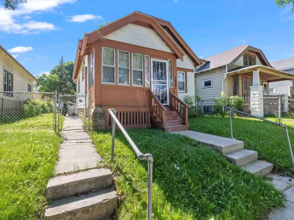 3827 N Dr William Finlayson STREET, Milwaukee, WI 53212