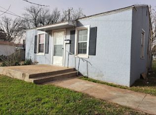 430 E Lubbock St, Slaton, TX 79364