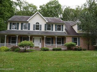 219 Sycamore Dr, East Stroudsburg, PA 18301