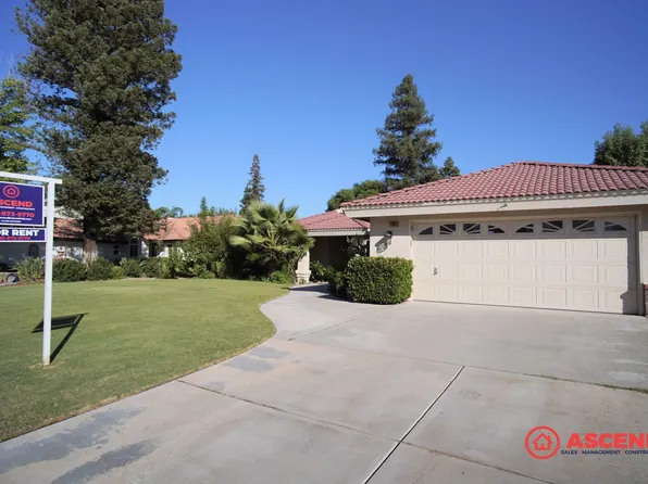 7504 Feather River Dr, Bakersfield, CA 93308