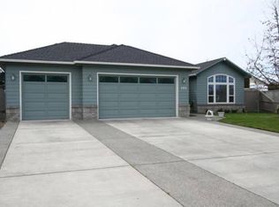 157 Orchardview Ave, Central Pt, OR
