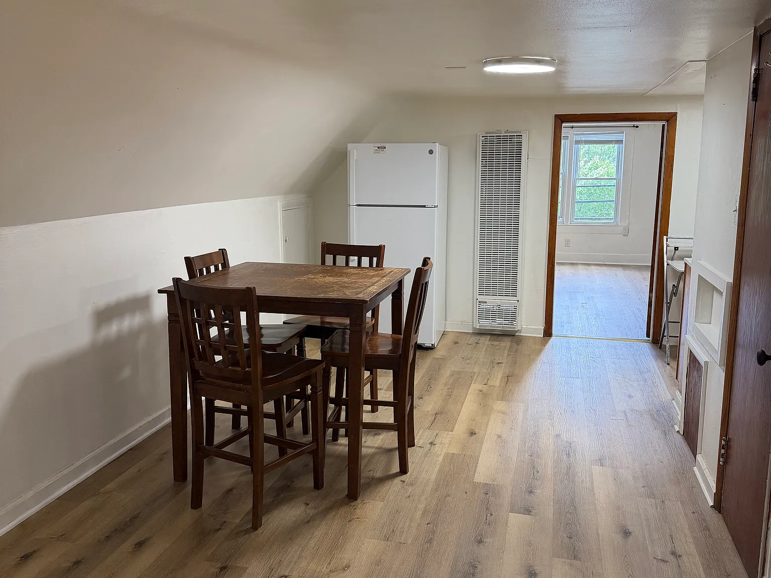 1 bed, 800 sqft, $795 — Photo 1