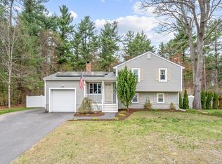 100 Pine Ridge Dr, Bridgewater, MA 02324