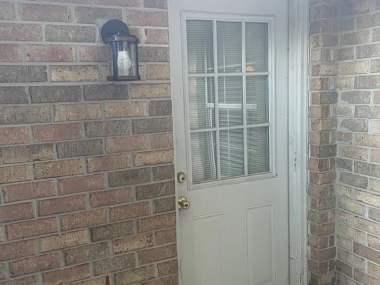 8 Crabapple Ln — Photo 3