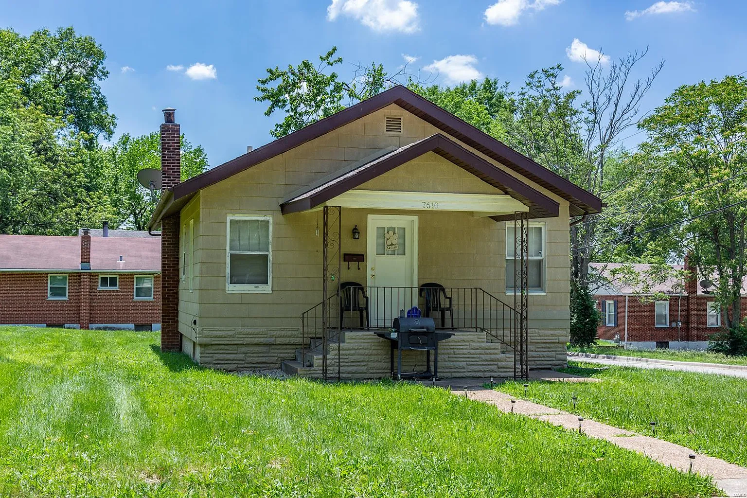 7610 Carleton Ave photo 1