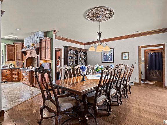 5th image of 3876 Hudson Rd