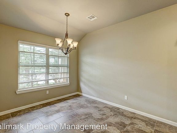 4th image of 8821 SW 55th St Unit B