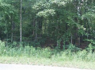 9122 Pima Dr, Crossville, TN 38572