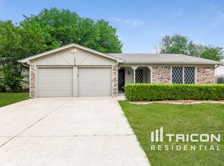 550 NW Ann Lois Ln, Burleson, TX 76028