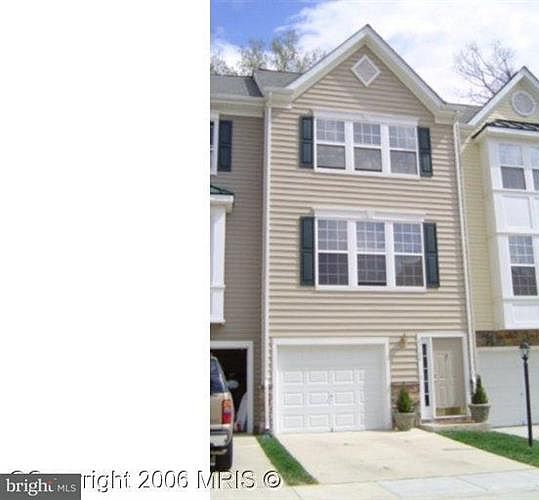 1st image of 23106 Blackthorn Sq
