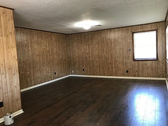 4th image of 316 Bradford Dr