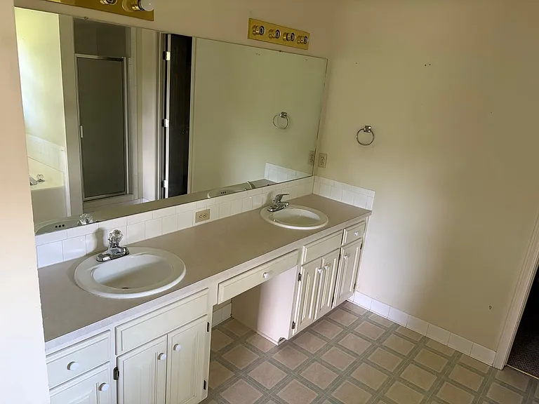 908 Aspen Ave — Photo 12