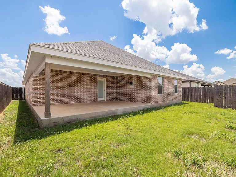 4618 Ebbets Dr — Photo 26