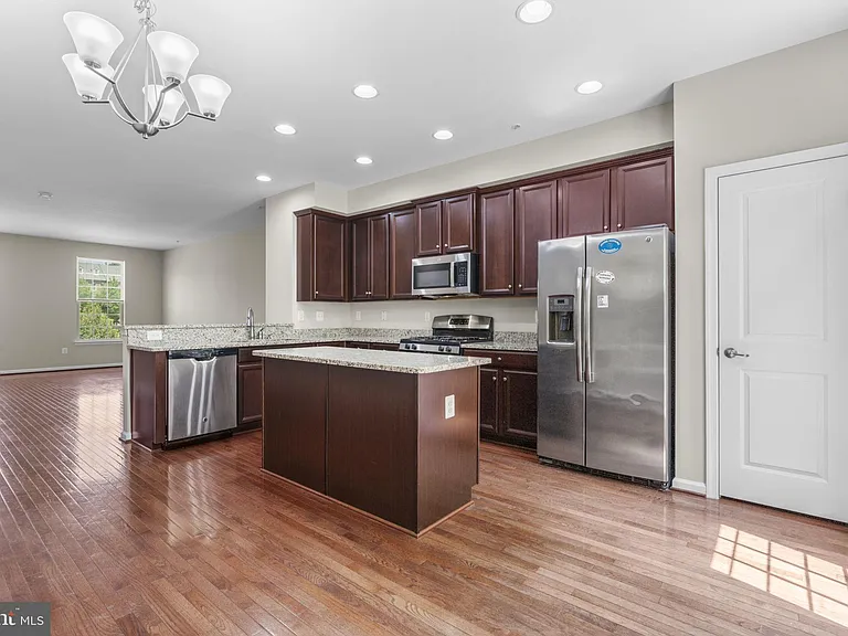 7315 Old Calvary Rd — Photo 11