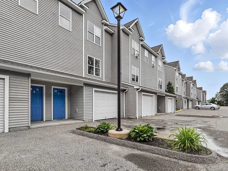 Chestnut Townhomes — Photo 19