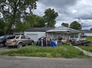 2912 McKenzie Ave, Flatwoods, KY 41139