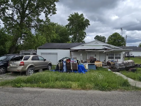 2912 McKenzie Ave, Flatwoods, KY 41139