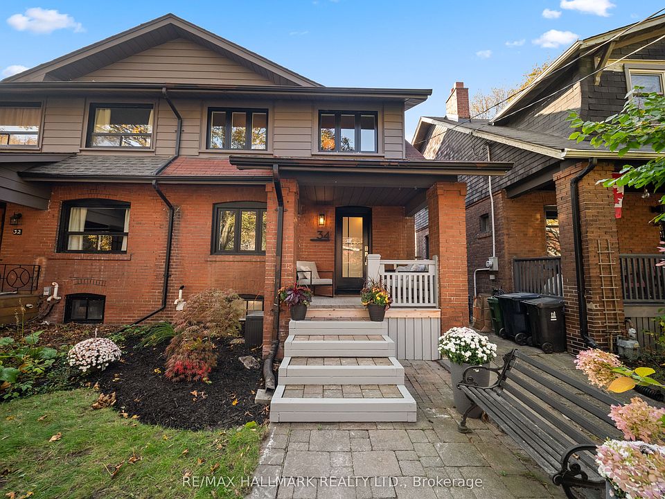 1st image of 34 Highcroft Rd