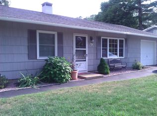 25 Paige Dr, Coventry, RI 02816