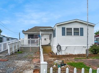 8254 Sea Breeze Dr, Chincoteague Island, VA