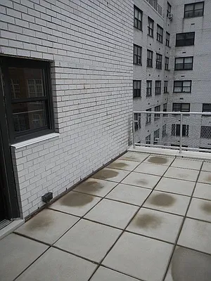 Rented by Solil Management | media 6