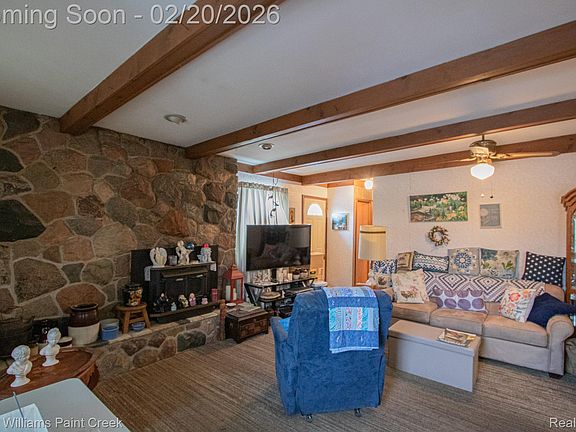 4th image of 4926 E Twelve Mile Rd