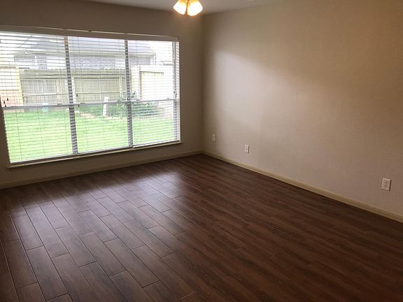 5th image of 20511 Valley Wells Dr