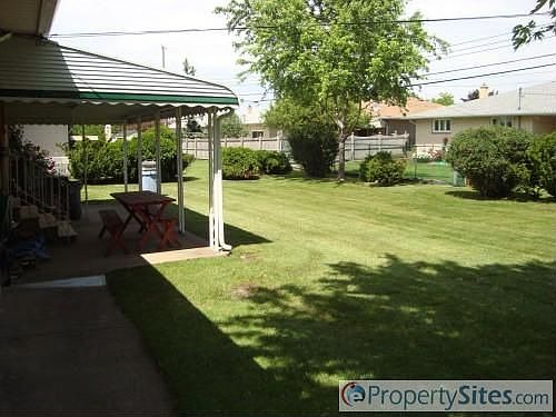 4th image of 21 Joanne Ln