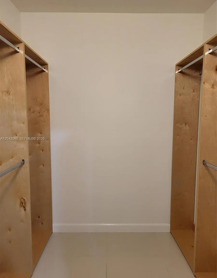 3 bed, 2.0 bath, $3,450 — Photo 2
