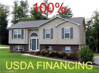 1125 Laurel Bluff Dr, King, NC 27021