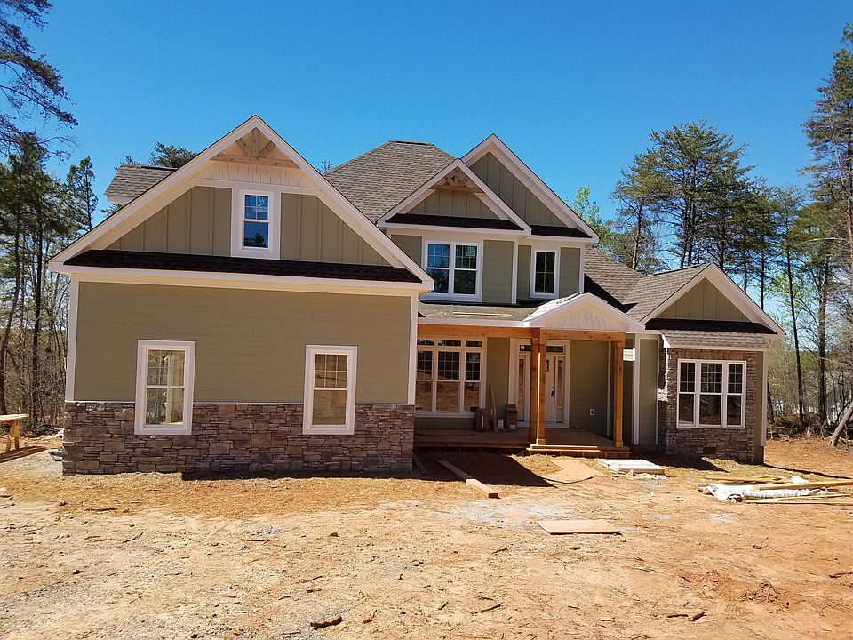 1st image of 147 Orchard Farm Ln