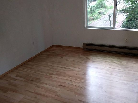 5th image of 17073 427th Ave SE