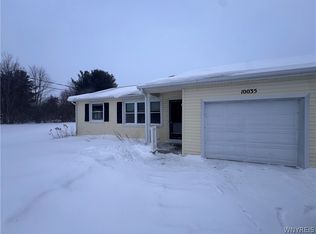 10035 Creek Rd, Pavilion, NY 14525