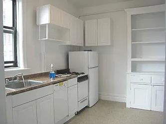 Rented by Manhattan Best Realty, Inc.