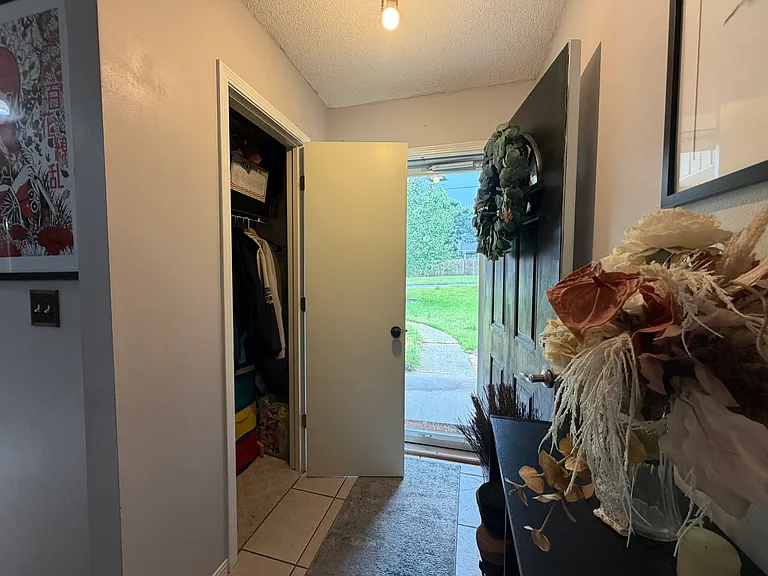 6734 Scotts Pl — Photo 8