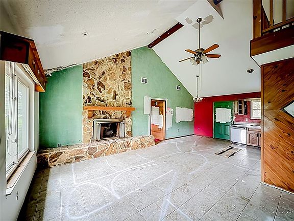 5th image of 40105 PALM STREET
