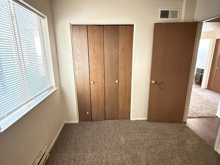 2805 E Idaho Ave — Photo 11