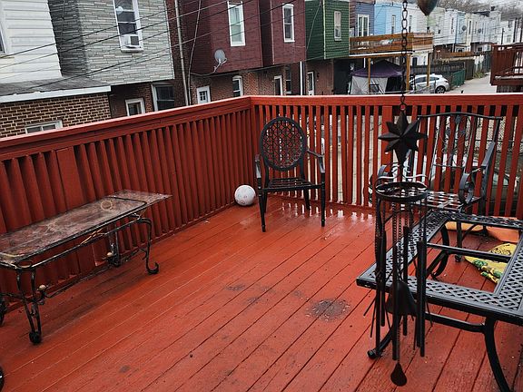 4th image of 5339 Oakland St