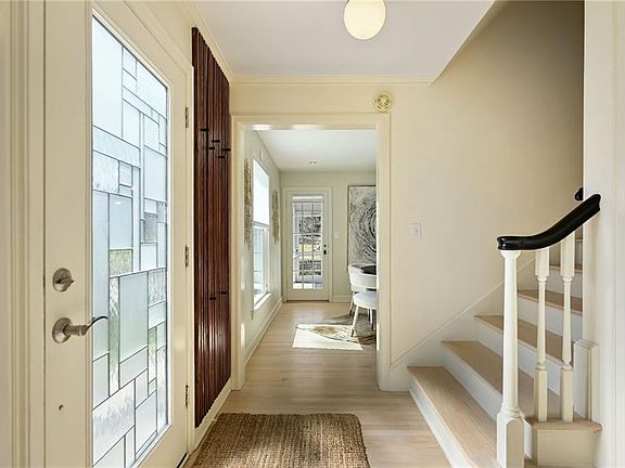 2nd image of 5600 Canterbury Rd