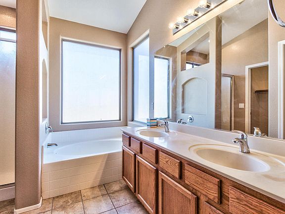 5th image of 6408 N 69th Dr